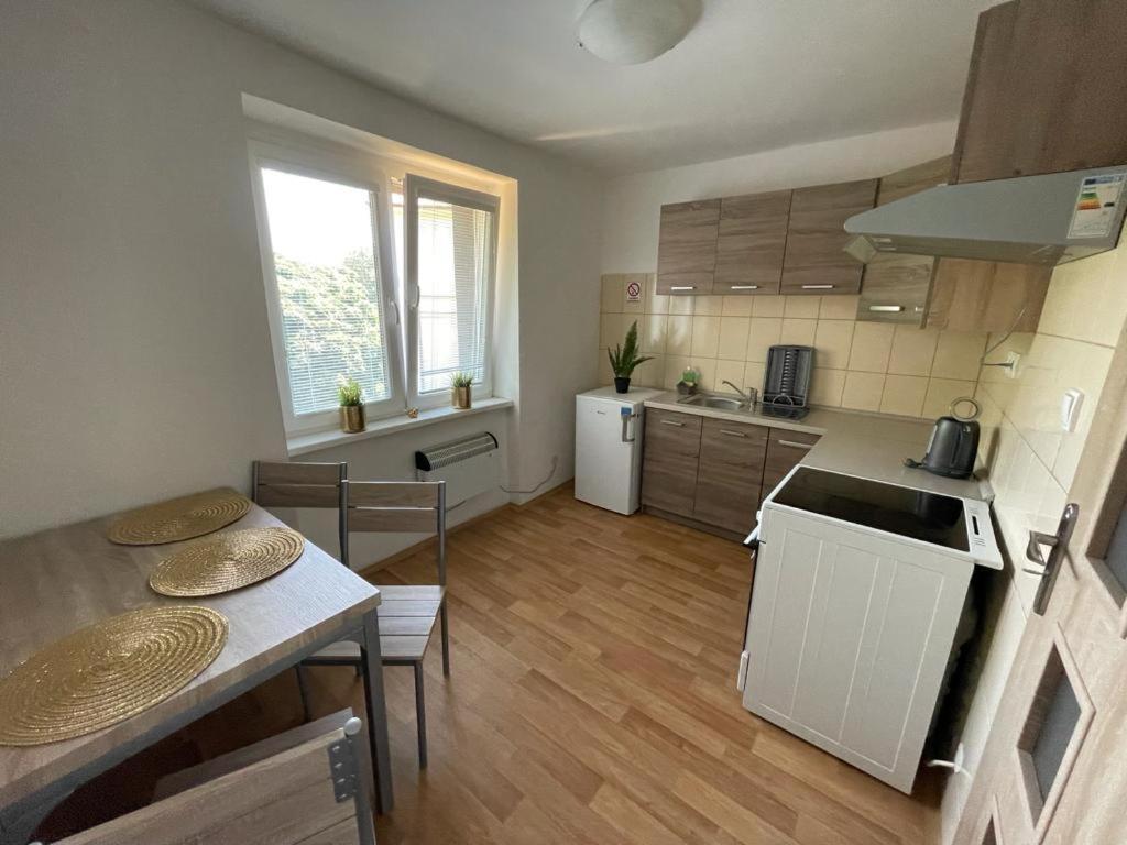 Apartmany - Skolni Хомутов Экстерьер фото