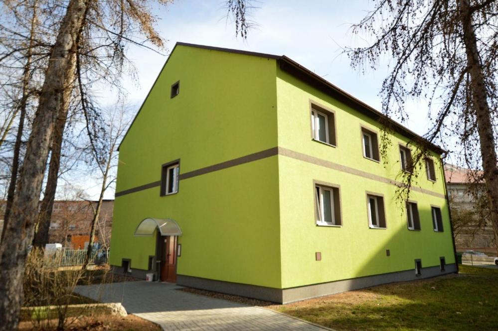 Apartmany - Skolni Хомутов Экстерьер фото