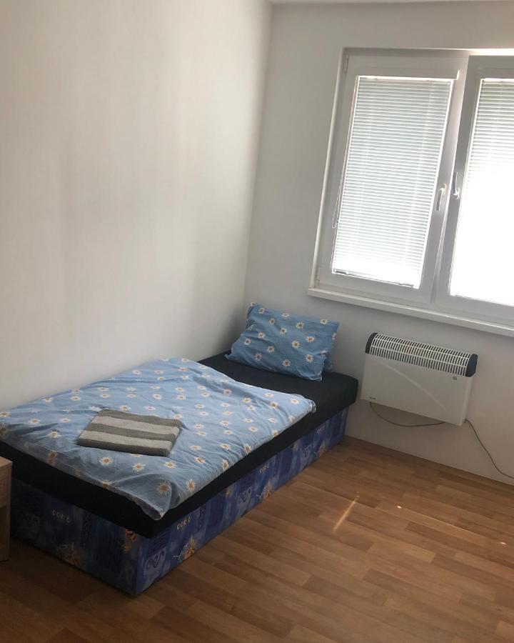 Apartmany - Skolni Хомутов Экстерьер фото