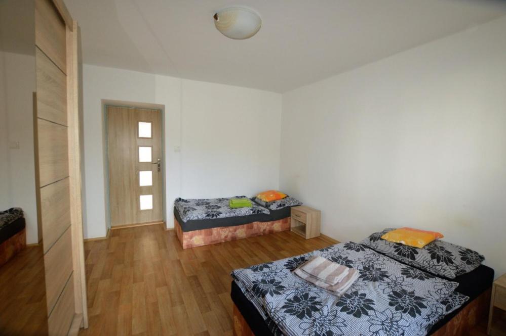 Apartmany - Skolni Хомутов Экстерьер фото